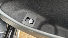 Mercedes-Benz E-Class E200 AMG Line 4dr 9G-Tronic Petrol Saloon